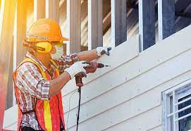 How To Choose The Right Materials for Your Siding Installation in 'Ainaloa, HI